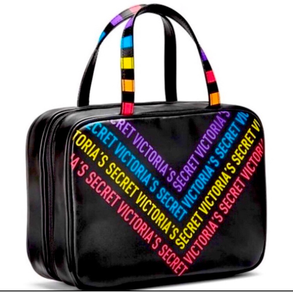 🛍Victoria’s Secret Makeup/Toiletries Bag
